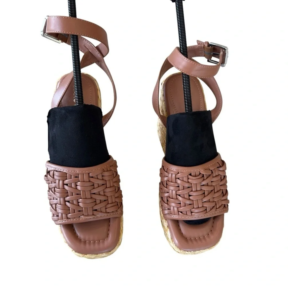 Marc Fisher Godina Womens Cushioned Footbed Faux Leather Wedge Sandals